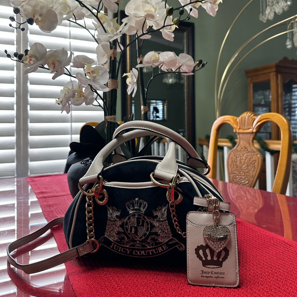 🖤🖤NWT Juicy Couture Black and Cream Classic Scottie Dogs Satchel🖤🖤
